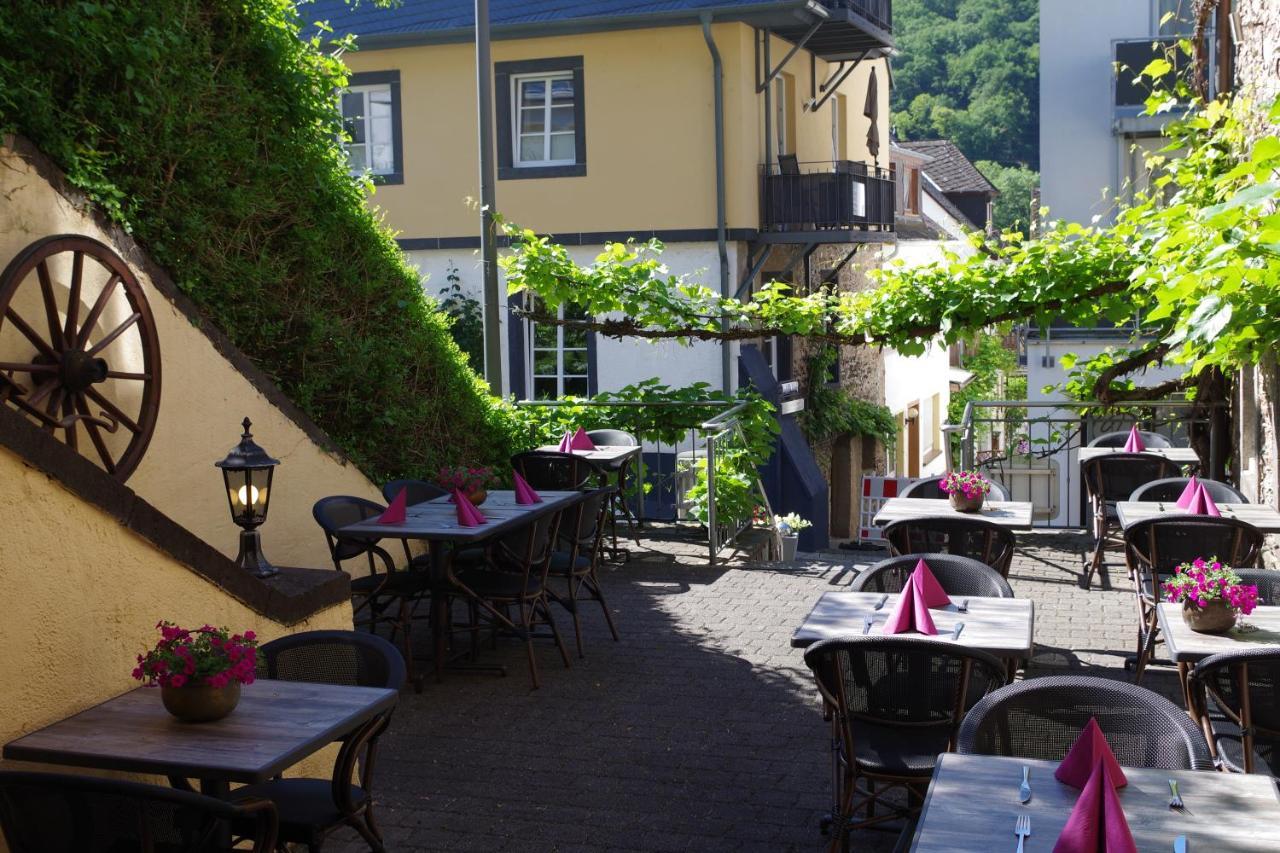 Gast Und Weinhof Beim Schneemann Hotel Valwig Kültér fotó